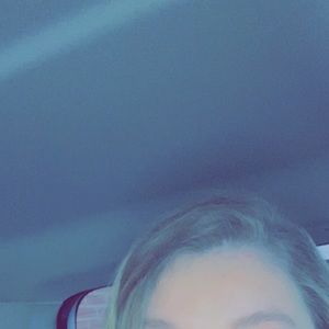 Meet your Posher, Lexie